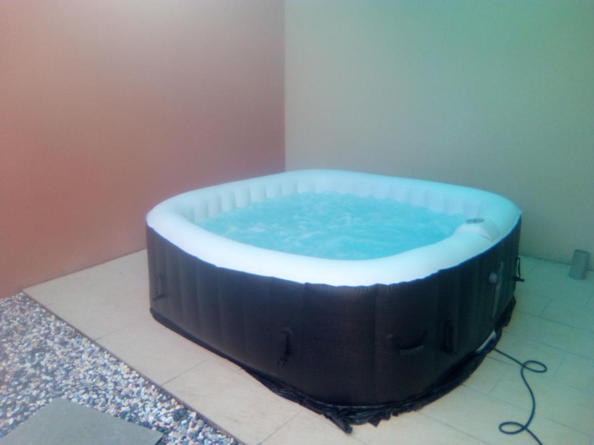 Gite Chaleureux Avec Jacuzzi Villa Saint-Rabier Eksteriør bilde